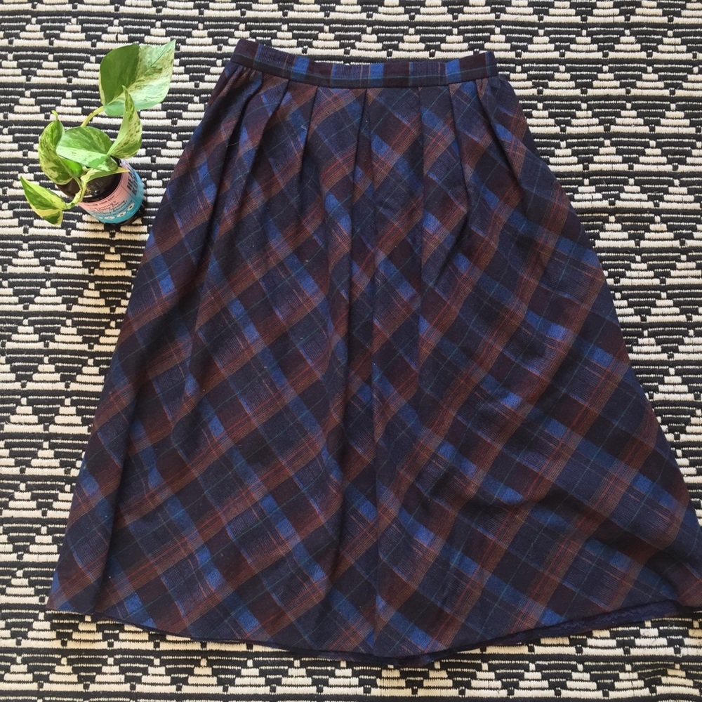 ✨Vintage Plaid Midi Skirt
